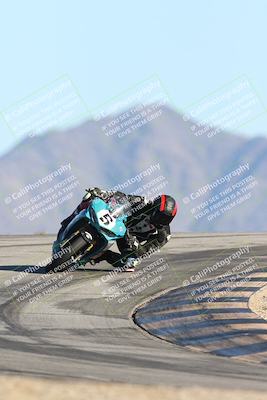 media/Dec-06-2025-CVMA (Sat) [[4a896cc04c]]/Race 9-500-400-350 Supersport/